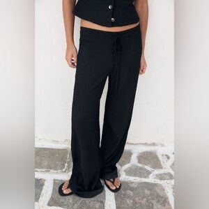 NWT Zara Textured Straight Leg Pants